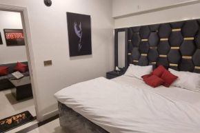 1BHK Apartment, Black Rose